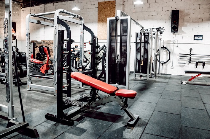 Bench press in gym